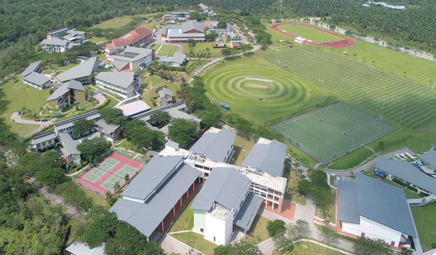 マレーシア サマーキャンプ マルボロカレッジ